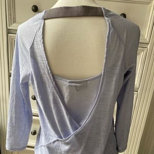 Athleta top